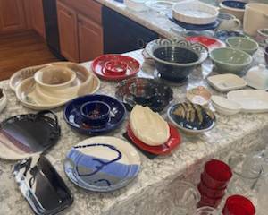 Various serving dishes, LOTS more kitchen stuff than shown here!