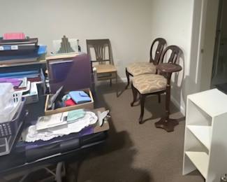 Various office items