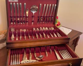 Prestige Flatware 