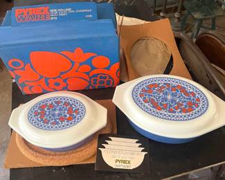 Pyrex New Holland Casserole Set with Box