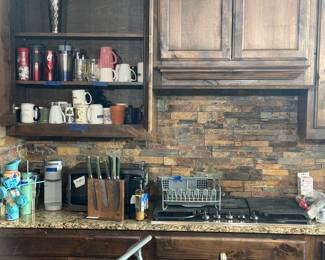 Coffee cups, Coffee makers and other items - including Hexclad knife set