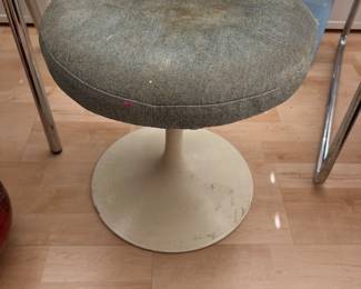Knoll Original Stool - needs to be reupholstered 