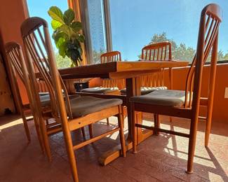 Danish Design Dining Table with extra leaf and 8 Chairs