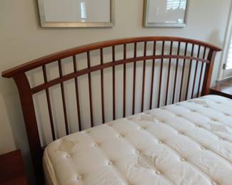 Queen Bed and Mattress Set by Stearns & Foster(Thomasville Impressions)