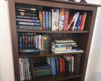 2 matching book cases available 