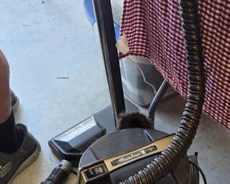 Rainbow vacuum cleaner/steamer