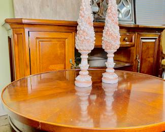Set of 2 MCM Sherrill Occasional nesting tables.