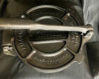 Cast Iron Tortilla Press