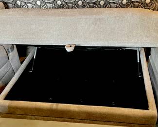 Thomasville Sectional Sofa
Large Tufted, Lift-top Storage Ottoman