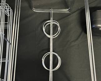 Wire chaffing dish