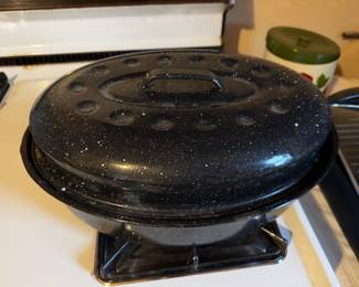Roasting pan