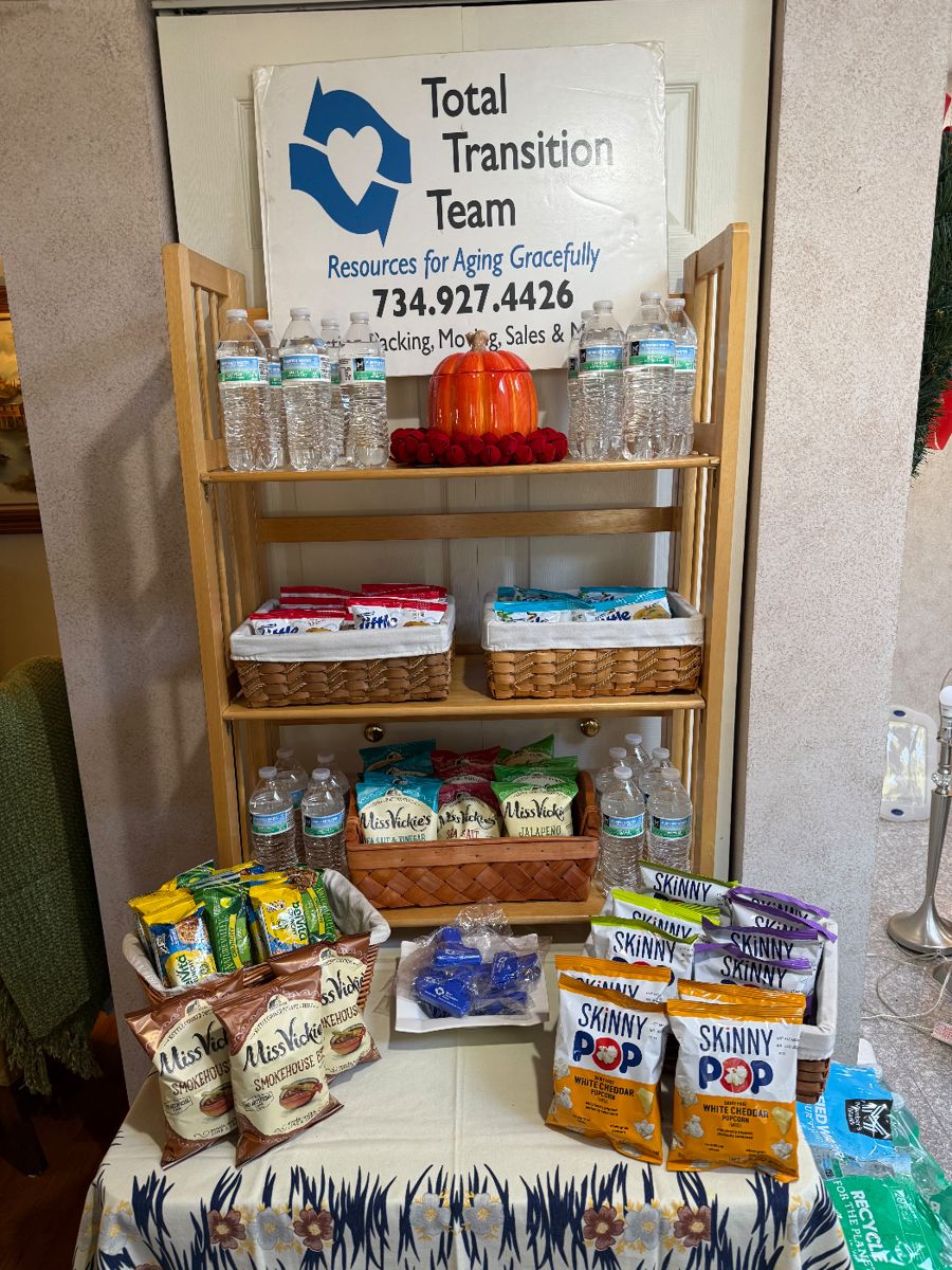 Snacks for our shoppers. Enjoy!!!
