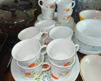 Vintage Corelle Wildflower platter, Plates, coffee/tea cups and saucers