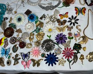 Vintage Brooches