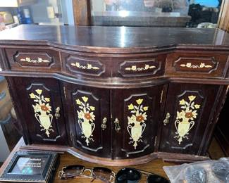 Vintage Jewelry box