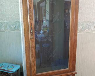 Gun cabinet with keys 