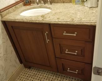 Bath vanity