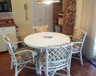 Rattan dining set seats 4; rattan lamp