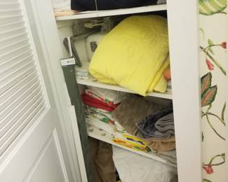 Towels & linens