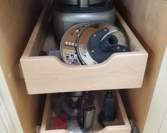 Pull-out shelves; small kitchen appliances