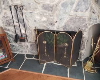 Fireplace accoutrements