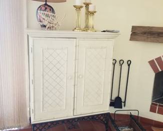 Elegant storage cabinet