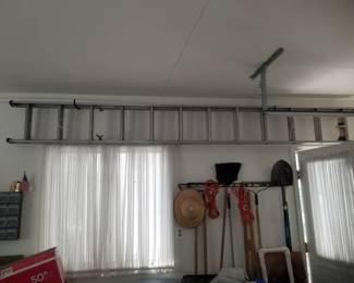 Extension ladder