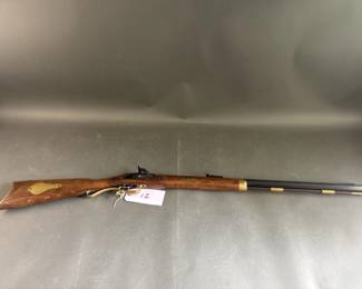 Lot 12 – Traditions Hawken Woodsman Black Powder