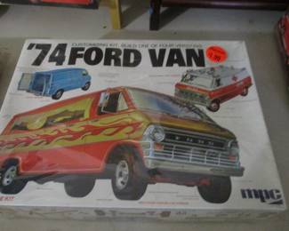 MPC 1974 Ford Van Model