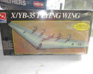 AMT X/YB-35 Flying Wing Model