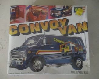 Revell Convoy Van Model