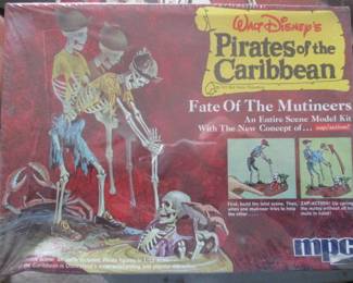 MPC Pirates of the Caribbean " Fate of the Mutineers Model Kit"