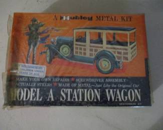 Hubley Model A Station Wagon Metal Kit