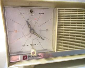 Vintage Panasonic Clock -Am-Fm Radio
