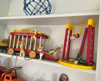 59 FisherPrice Vintage Circusmin