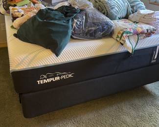 Queen Bed Tempur-Pedic and frame
