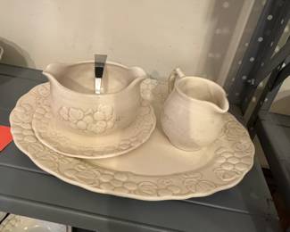 Full set of "antique grape" dishes and accessories