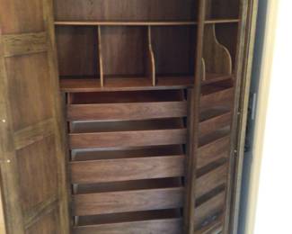 Armoire