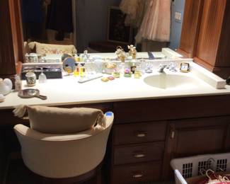 Vanity accessories