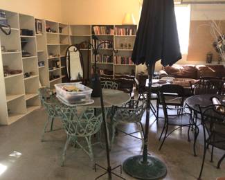 Patio sets, patio umbrella & bird feeder stand