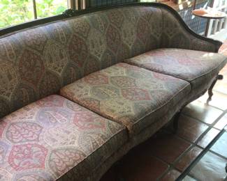 Sofa 7’x32’x33” H