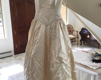 Vtg bridal gown