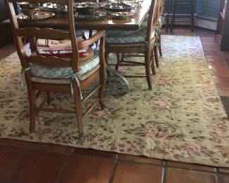 Kitchen dining room table w/1leaf & metal legs 77”x42”x28” H, chairs have rush seats & cushions