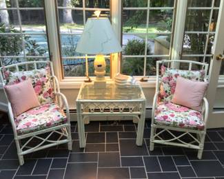 Rattan chairs, table & lamp 