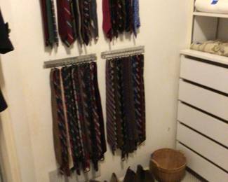 Shoes, ties
