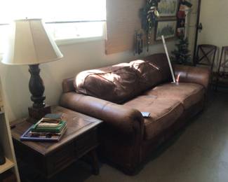 End table, lamp & leather sofa