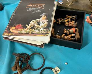 Anri wood carvings