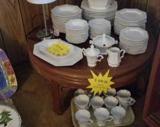 Johnson brothers iron stone set