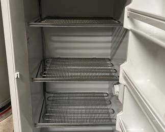 Kenmore Upright Freezer w Lock