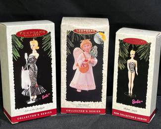  Chrisrkindl Christmas Visitor & 2 Barbie Keepsake